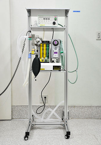 動物麻酔用人工呼吸器